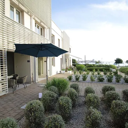 Διαμέρισμα Garden Palace D414 Ουμάγκ