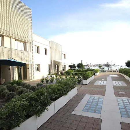 Διαμέρισμα Garden Palace D414 *