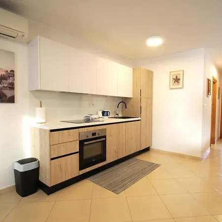 Garden Palace D414 Appartement