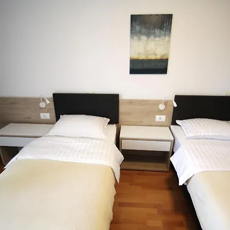 Garden Palace D414 Umag